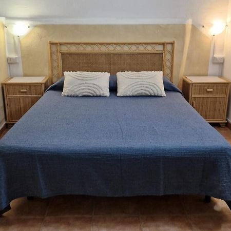 Casolare Al Porto Hotel โตรเปอา ภายนอก รูปภาพ