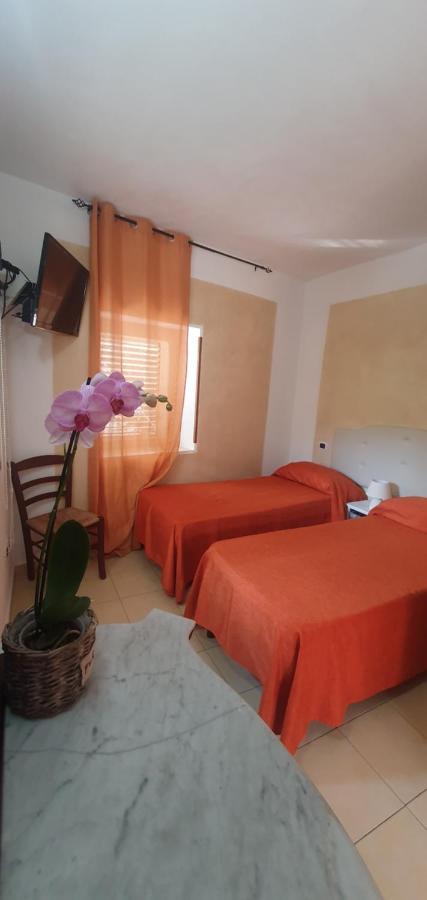 Casolare Al Porto Hotel โตรเปอา ภายนอก รูปภาพ