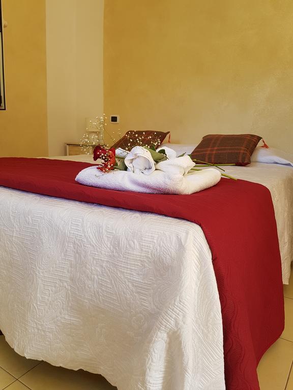Casolare Al Porto Hotel โตรเปอา ภายนอก รูปภาพ