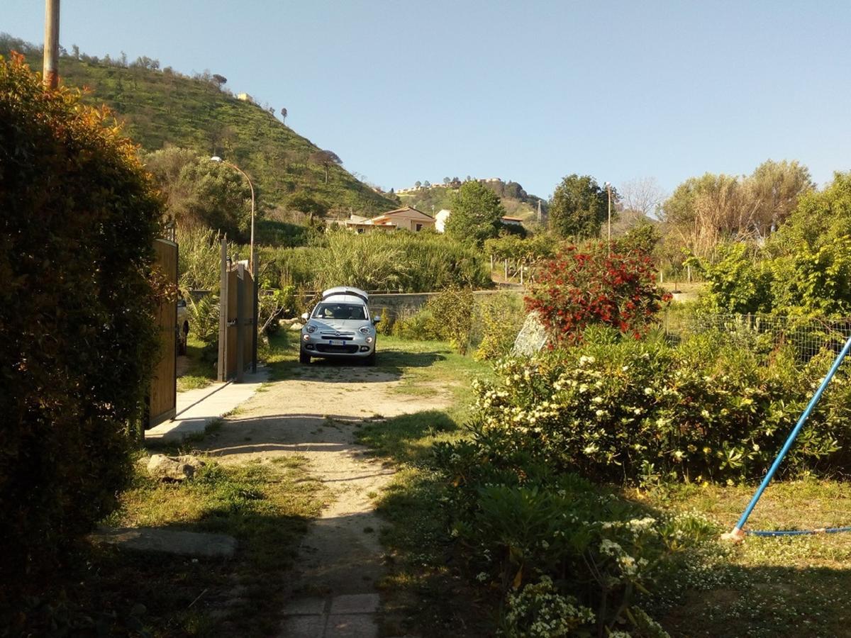 Casolare Al Porto Hotel โตรเปอา ภายนอก รูปภาพ